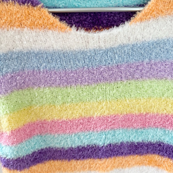 Vintage 90’s Y2K Christie Brooks Fuzzy Cropped Striped Sweater JUNIOR LG - Picture 2 of 6